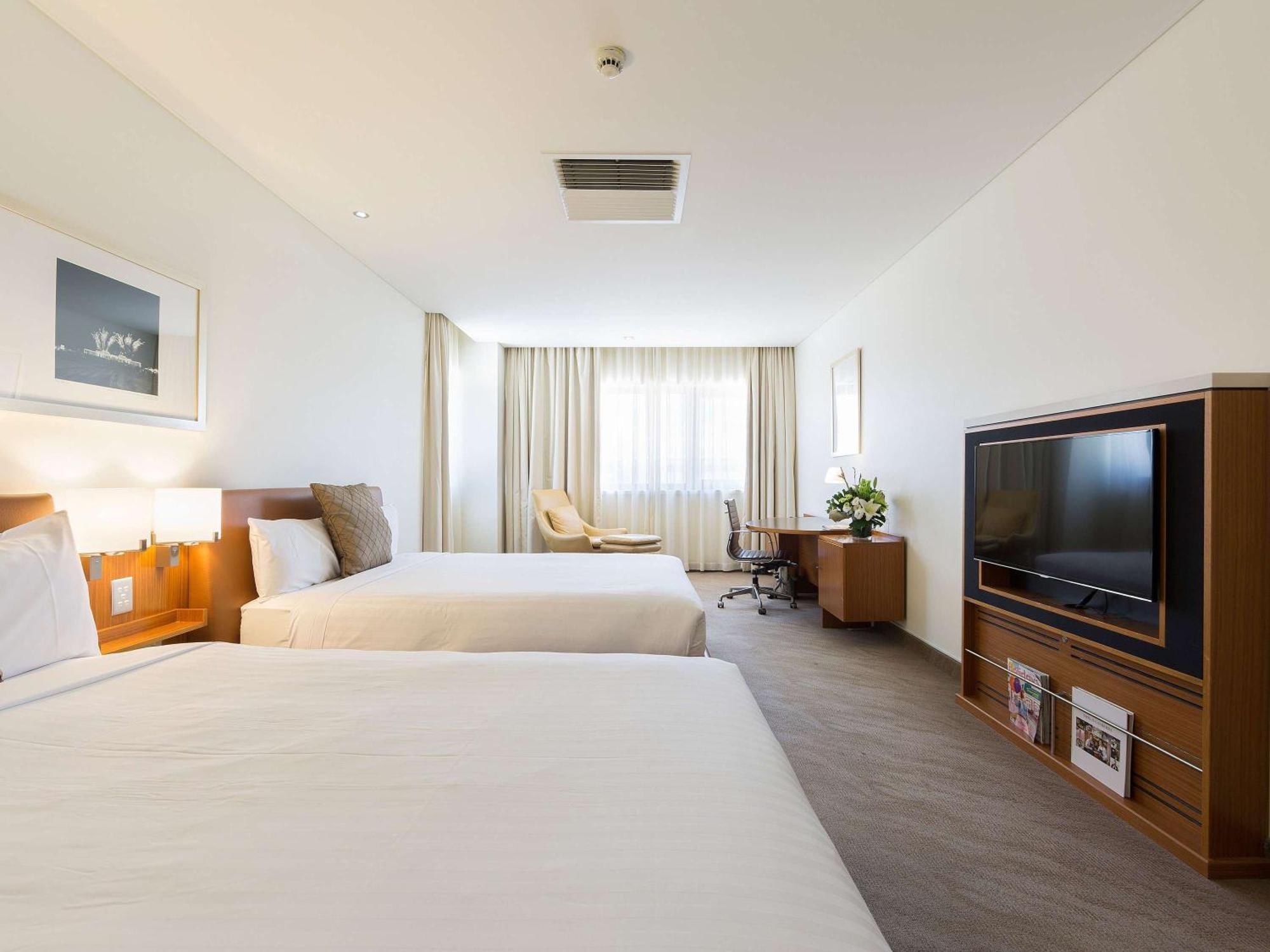 Novotel Canberra Camberra Exterior foto