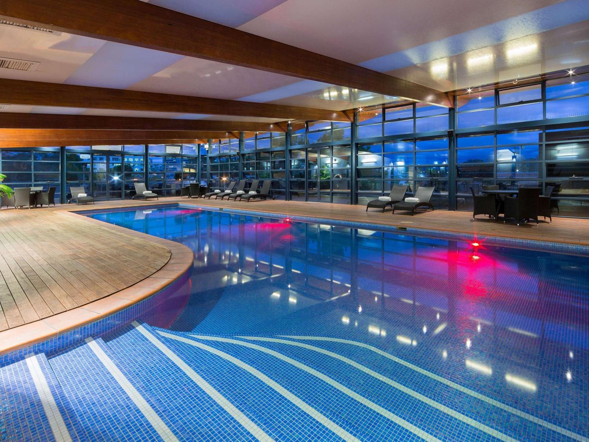 Novotel Canberra Camberra Exterior foto