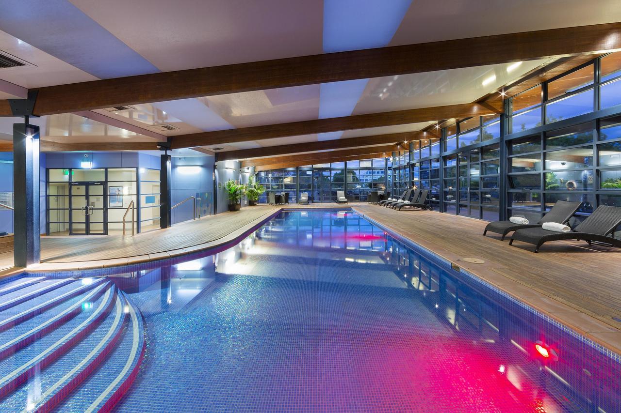Novotel Canberra Camberra Exterior foto